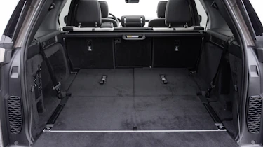 Land Rover Discovery - boot