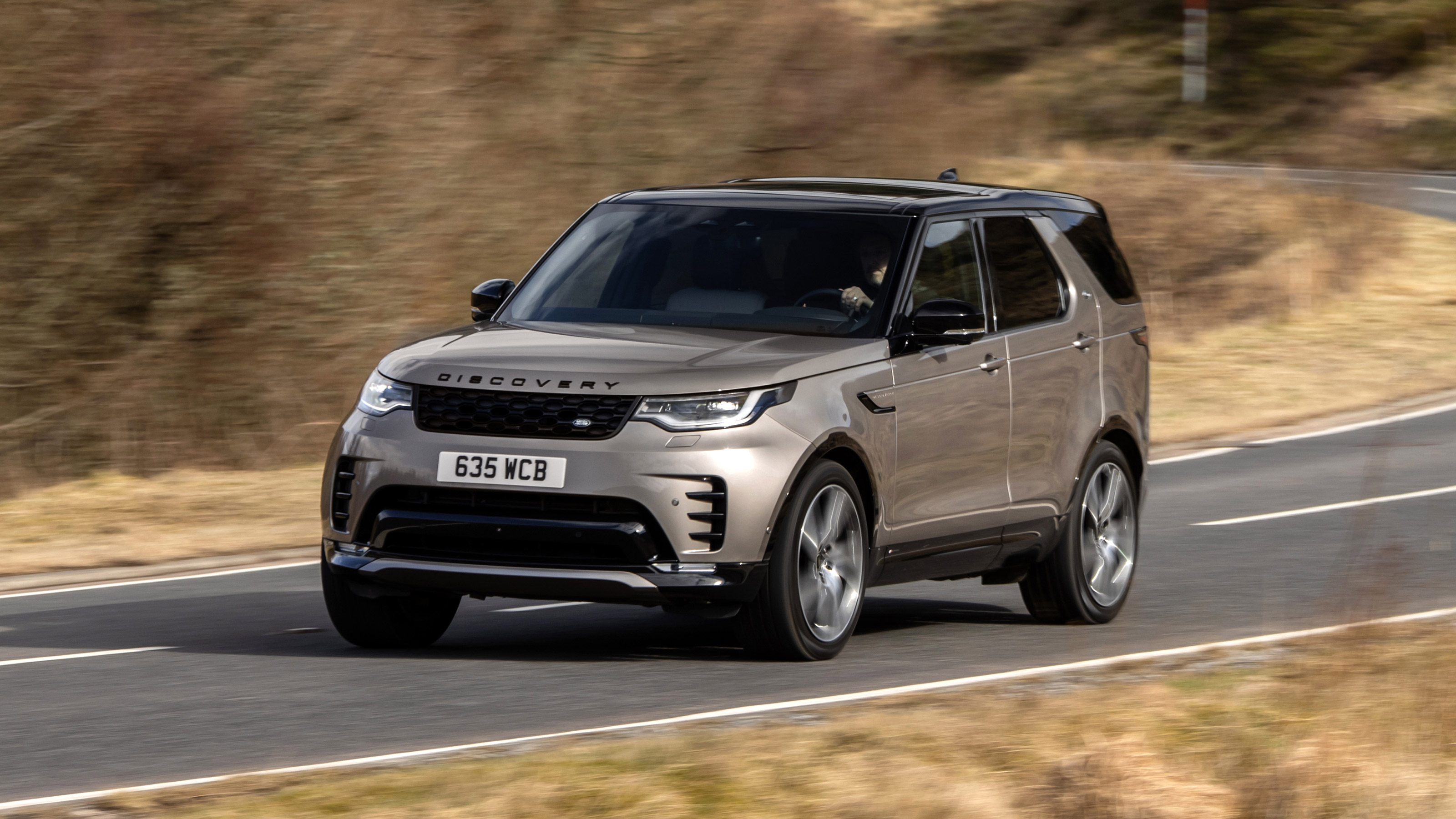 Land Rover Discovery - front action