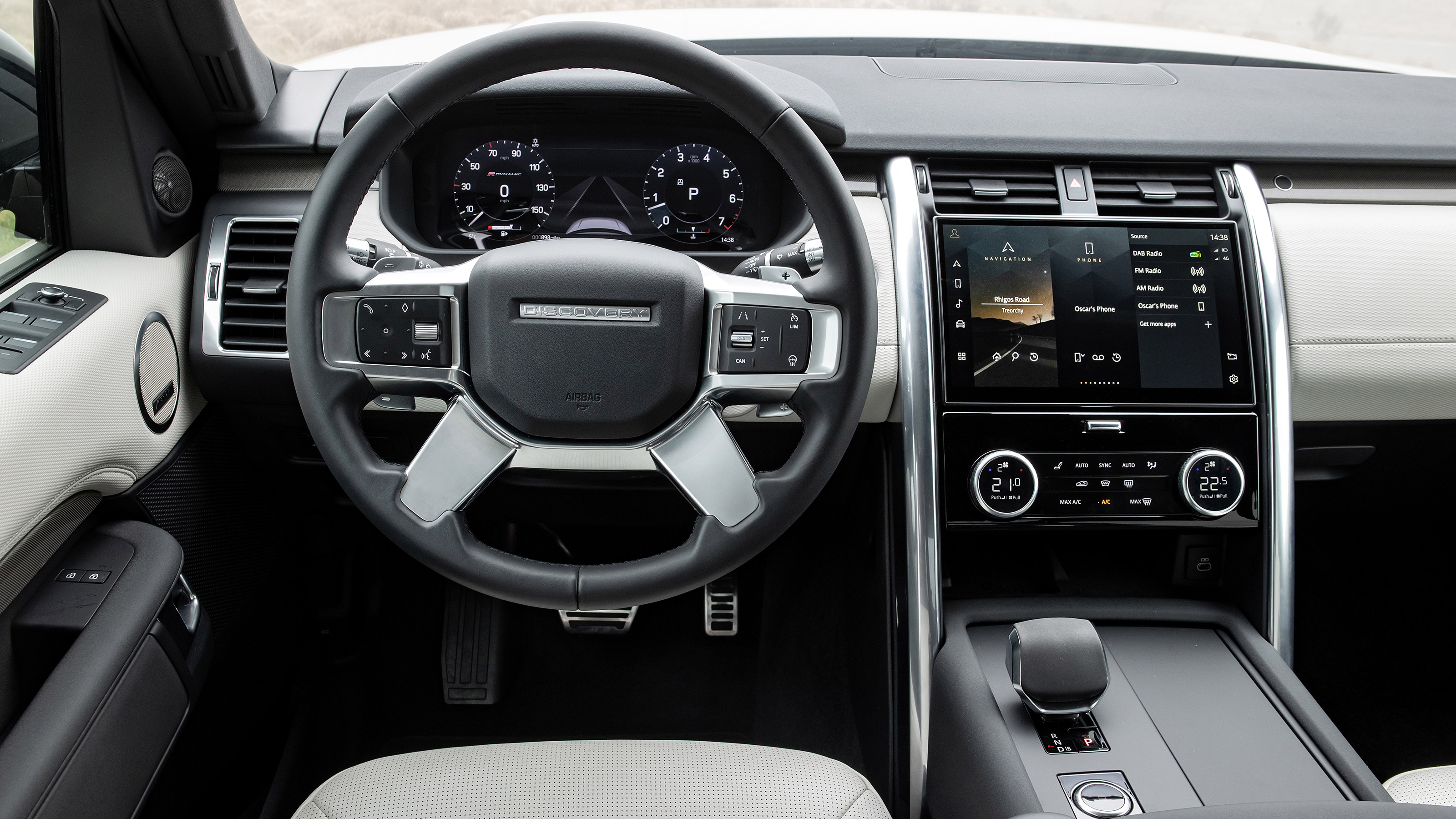 Land Rover Discovery - dash
