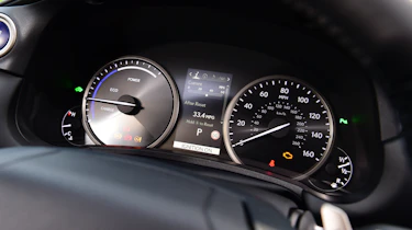 Lexus NX - dials