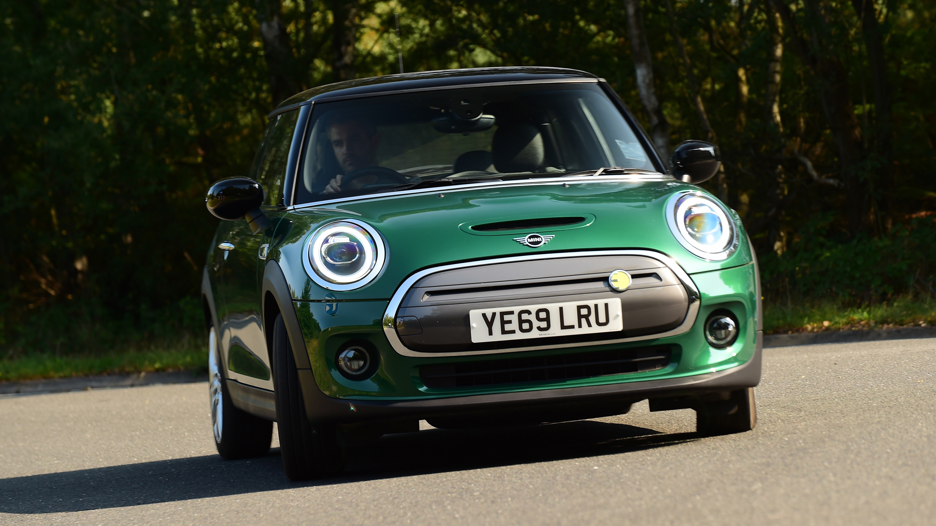 MINI Electric long termer - front cornering
