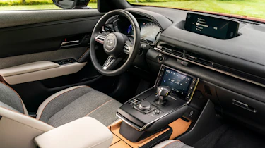 Mazda MX-30 - cabin