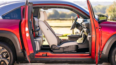 Mazda MX-30 - front seats