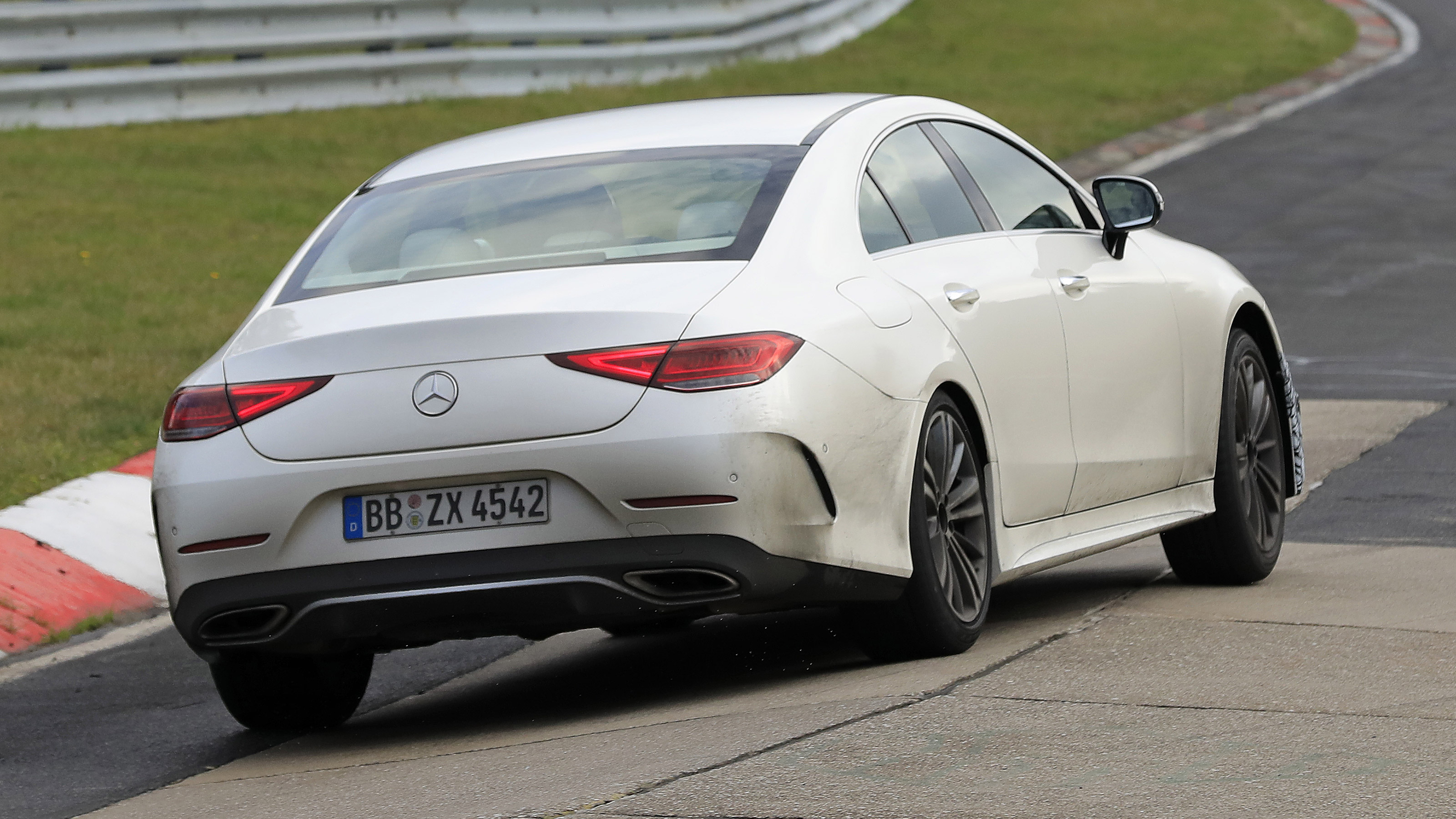 Mercedes CLS - spyshot 9