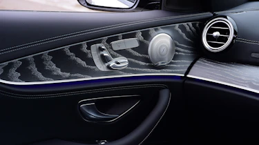 Mercedes E 300 e - interior detail