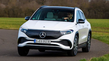 Mercedes EQA 250 - front action