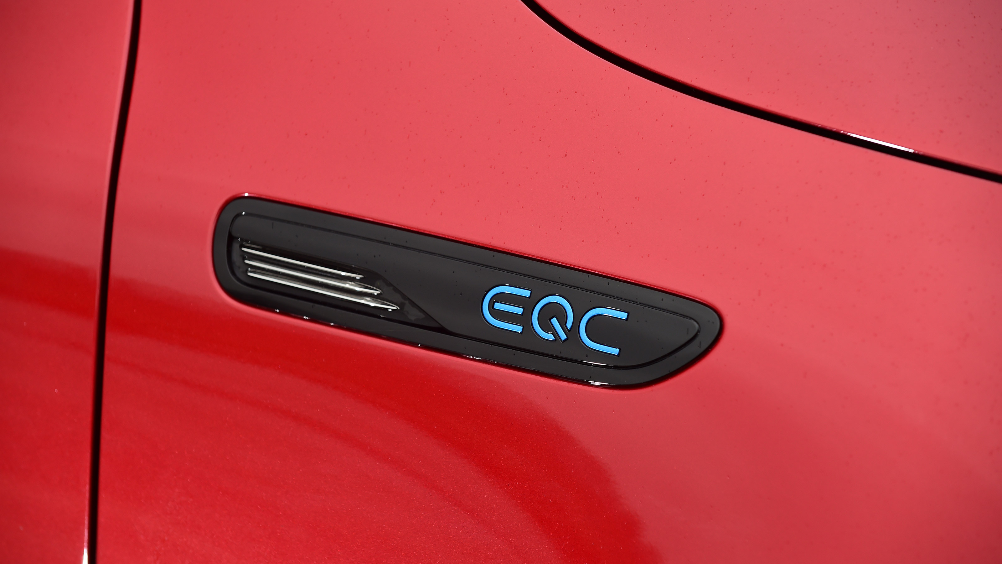 Mercedes EQC 400 - badge