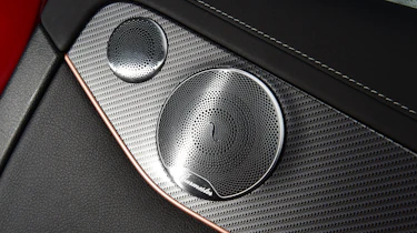 Mercedes EQC 400 - speakers