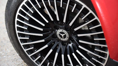 Mercedes EQC 400 - wheel