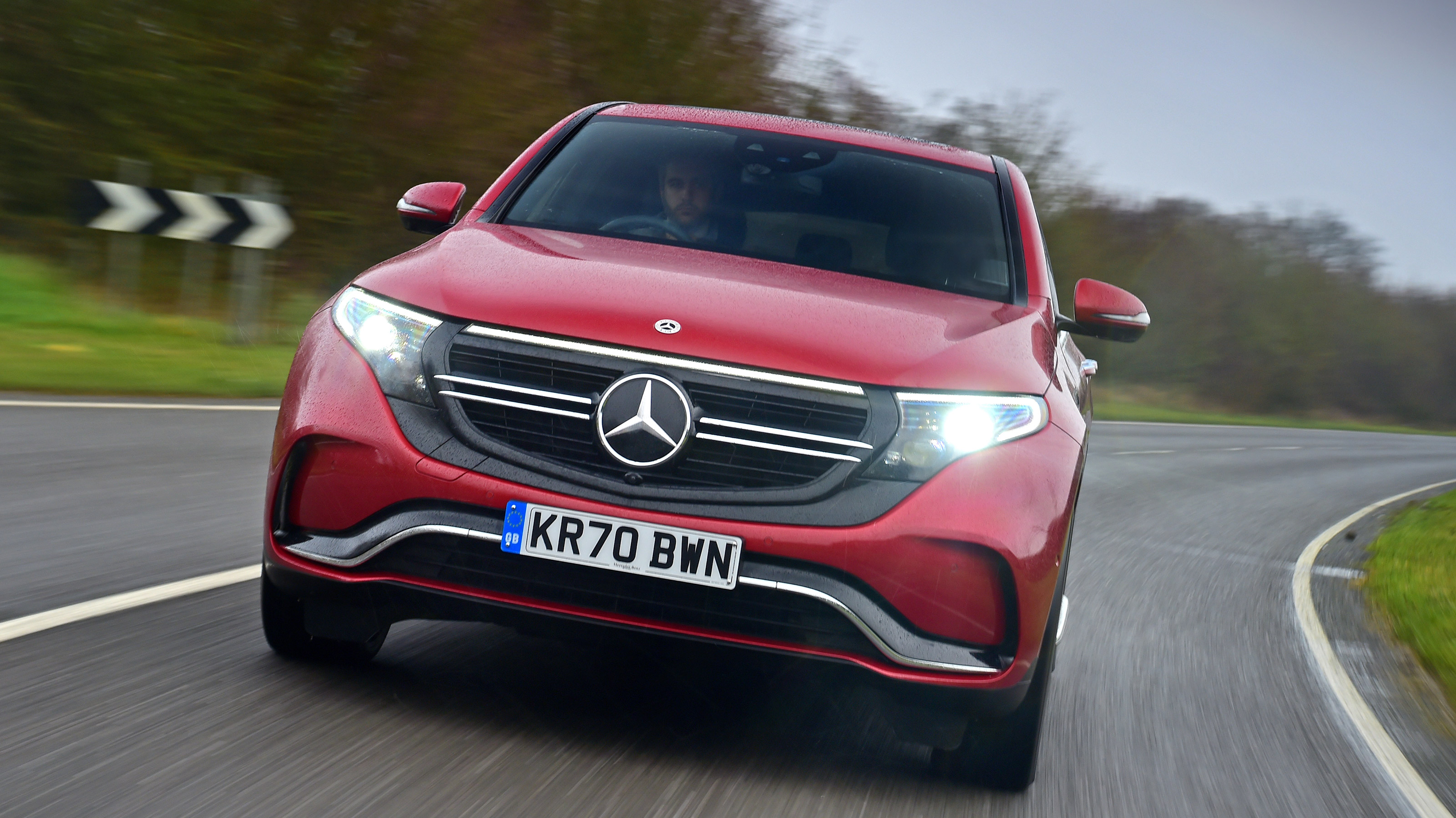 Mercedes EQC 400 - conering