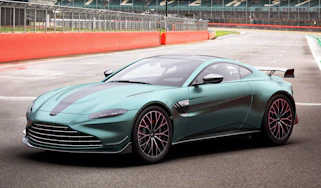 Aston Martin Vantage F1 Edition - front