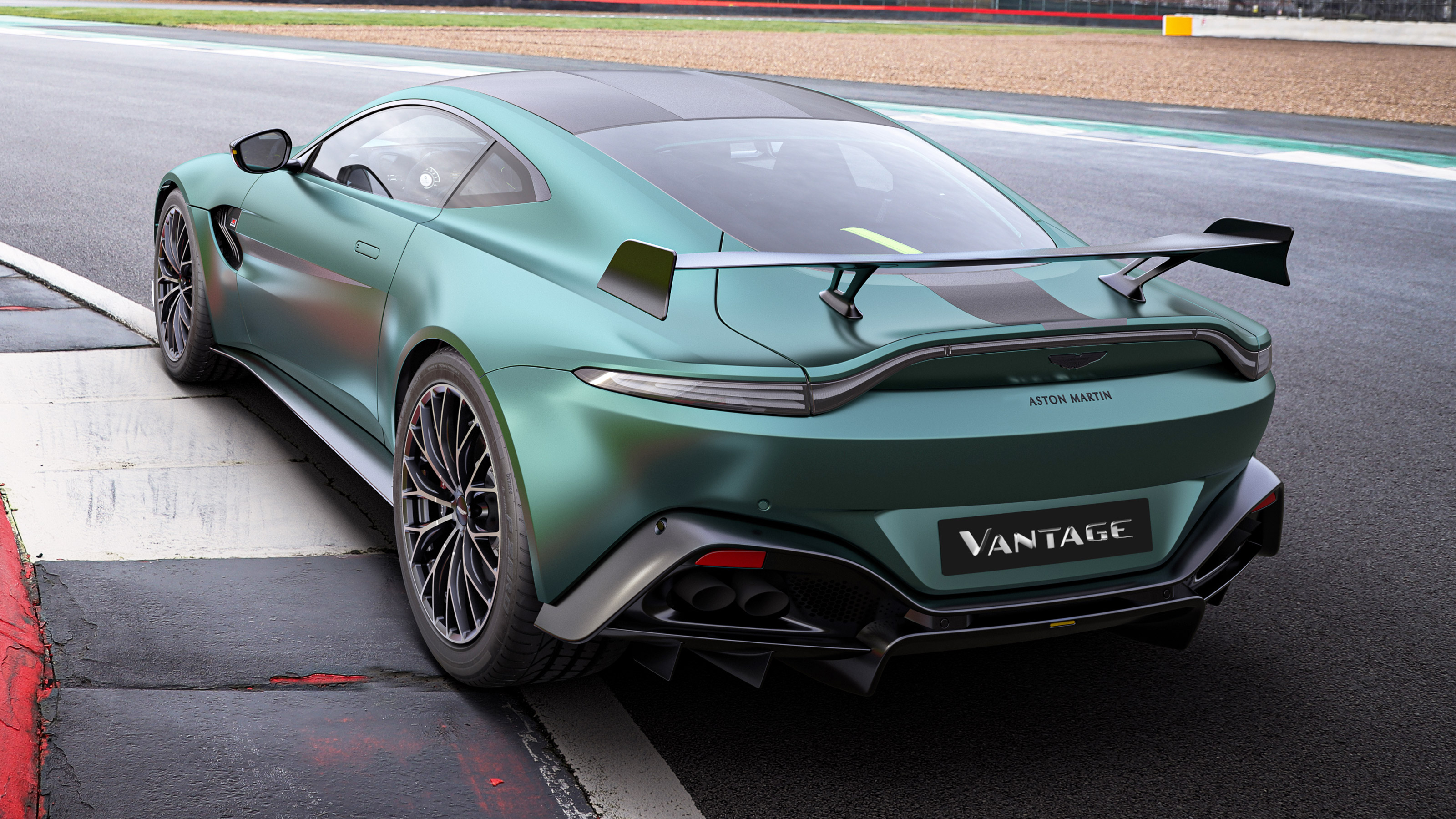 Aston Martin Vantage F1 Edition - rear