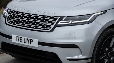 Range Rover Velar P400e - grille