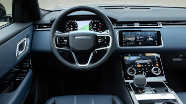 Range Rover Velar P400e - dash