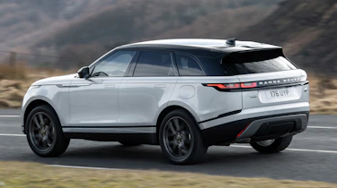 Range Rover Velar P400e - rear