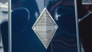 Renault badge