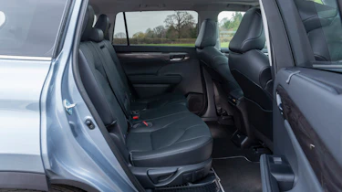 Toyota Highlander - rear seats
