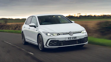 Volkswagen Golf GTD - front action