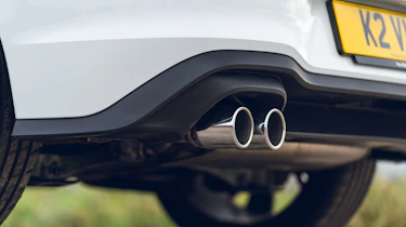 Volkswagen Golf GTD - exhausts