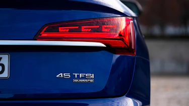 Audi Q5 Sportback - rear light
