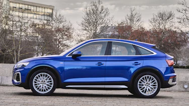 Audi Q5 Sportback - side static