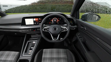 VW Golf GTD - interior