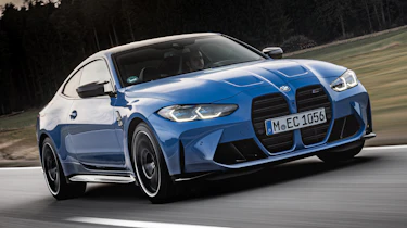 BMW M4 Competition xDrive - front action