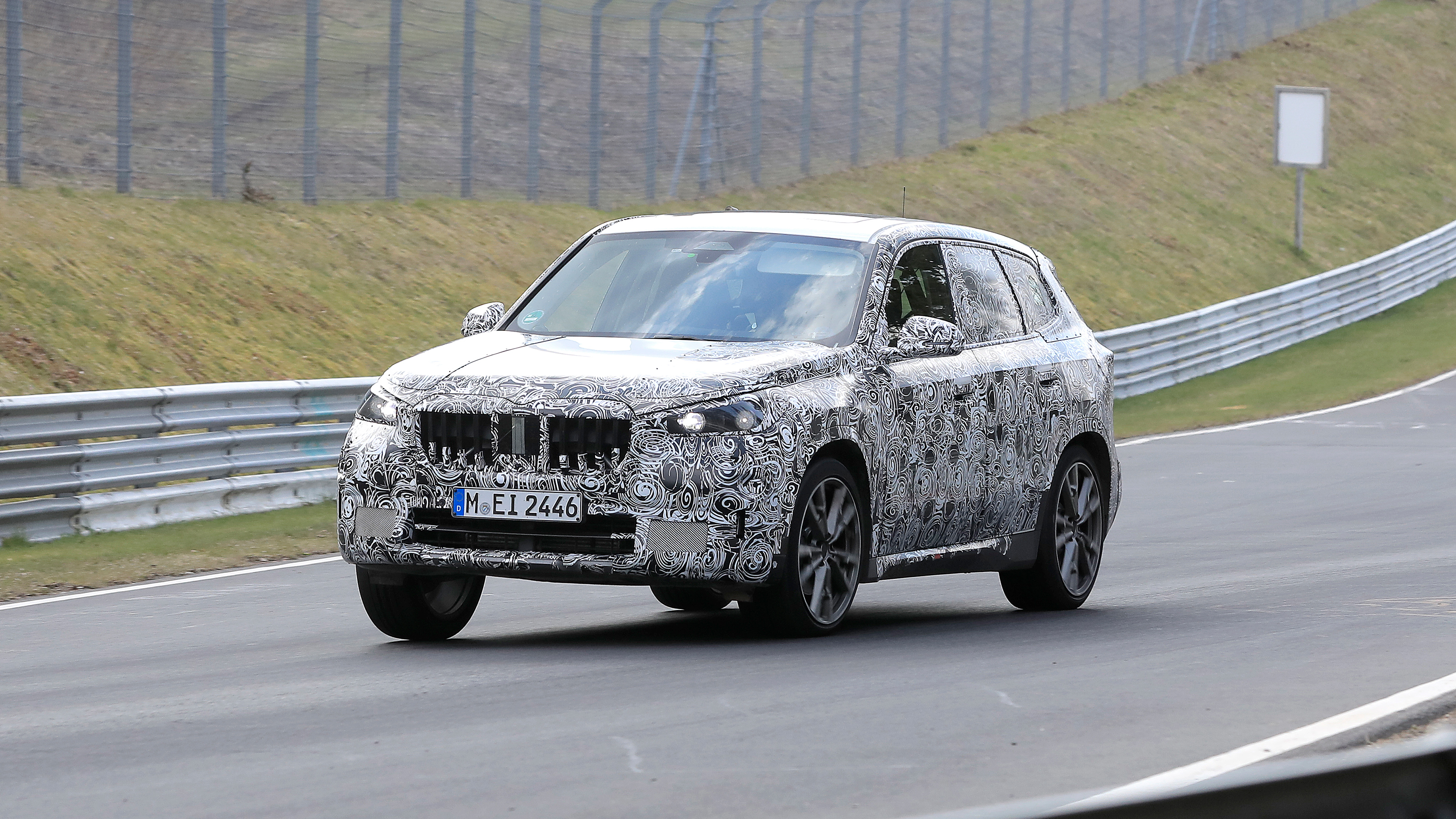 New BMW X1 - front