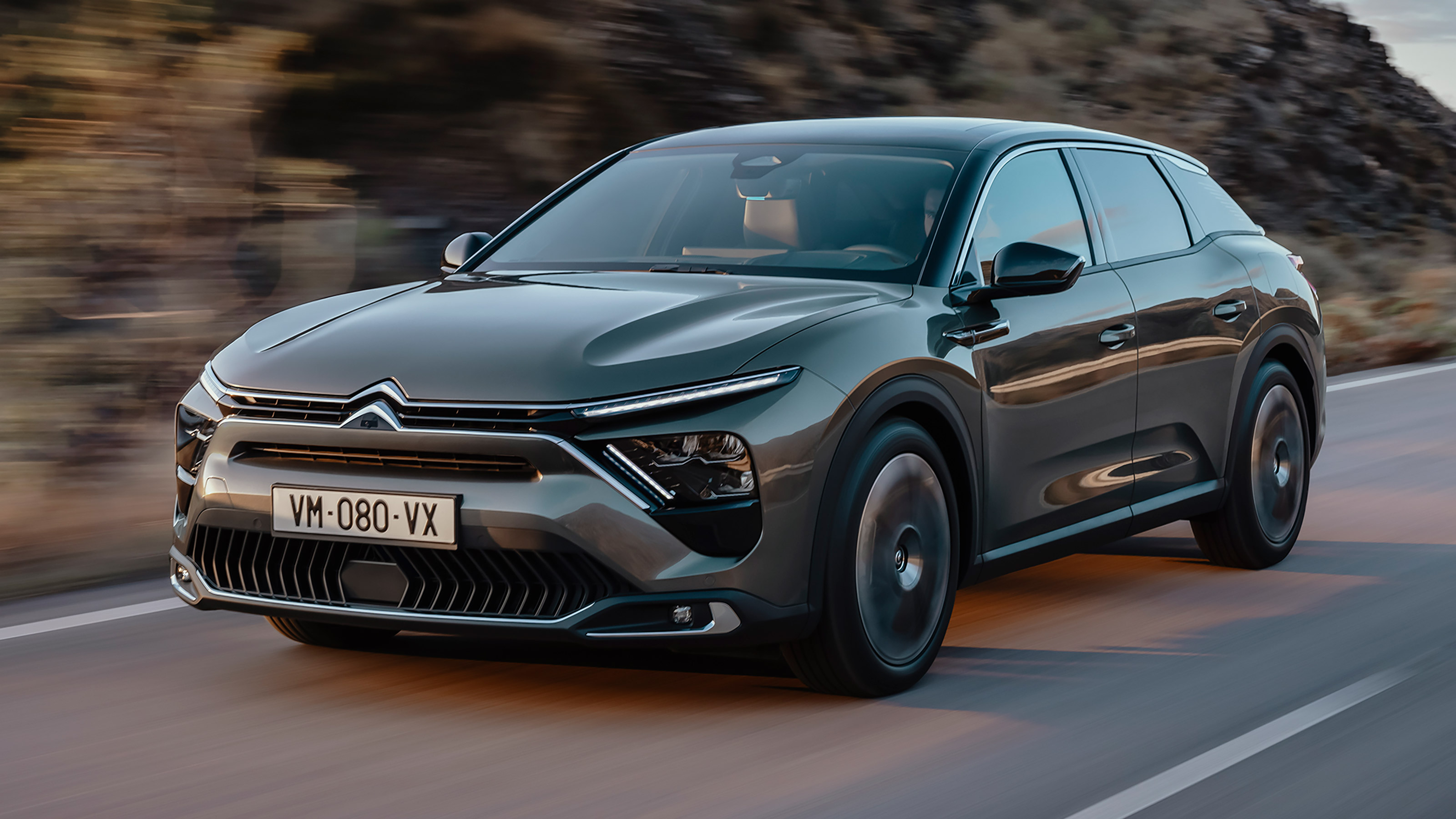 Citroen C5 X - front