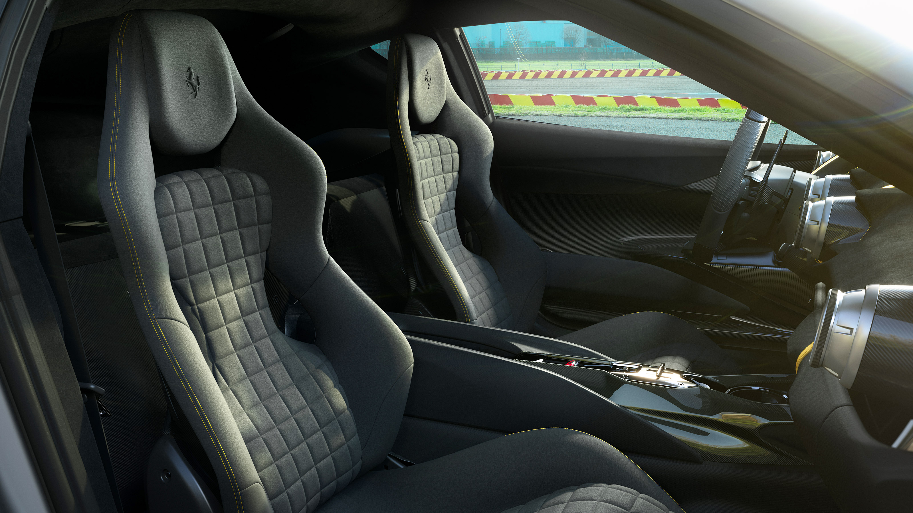 Ferrari 812 Superfast Versione Speciale - interior