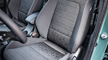Hyundai Bayon - front seat