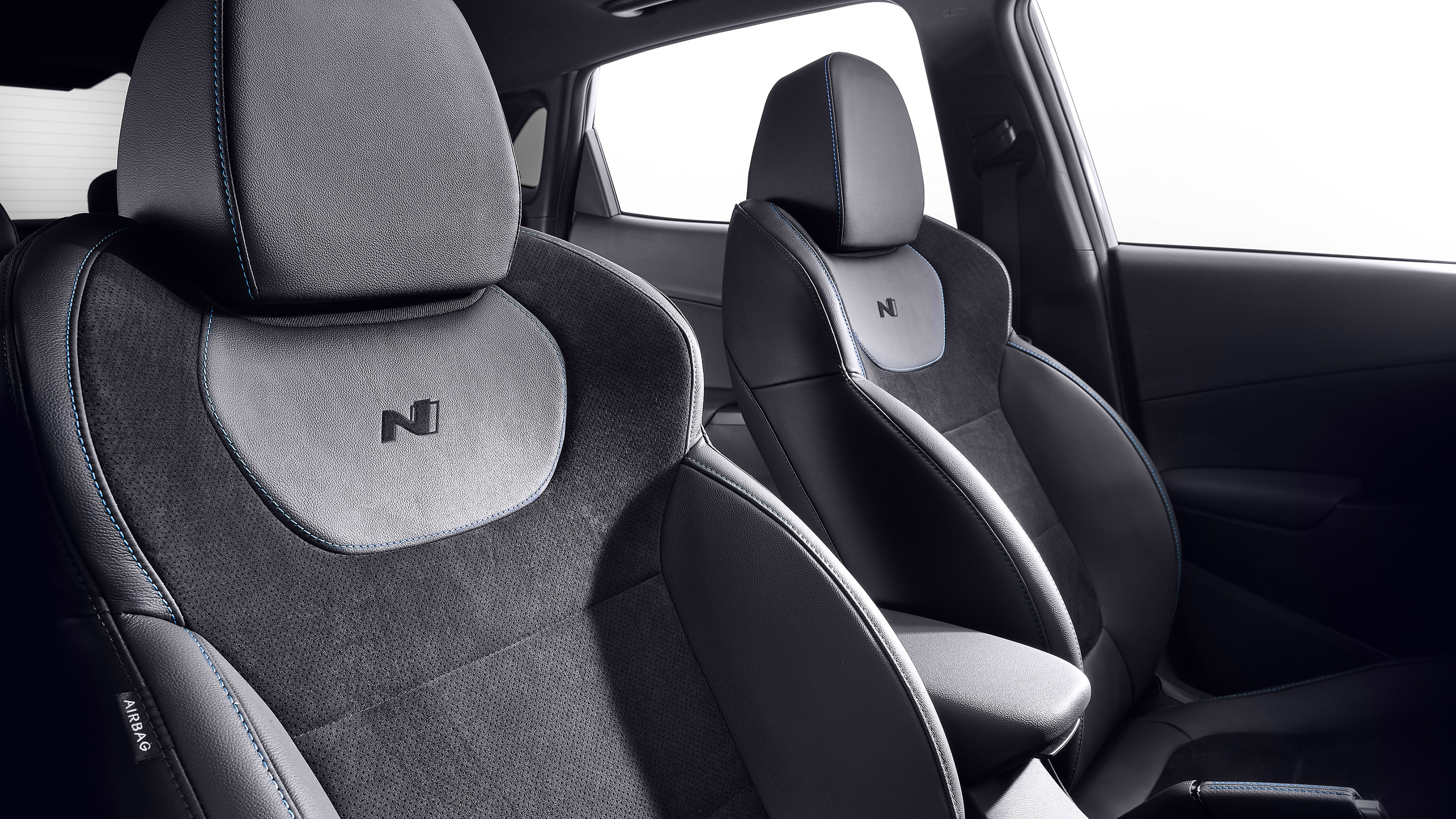 Hyundai Kona N - seats
