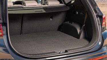 Hyundai Santa Fe Hybrid - boot