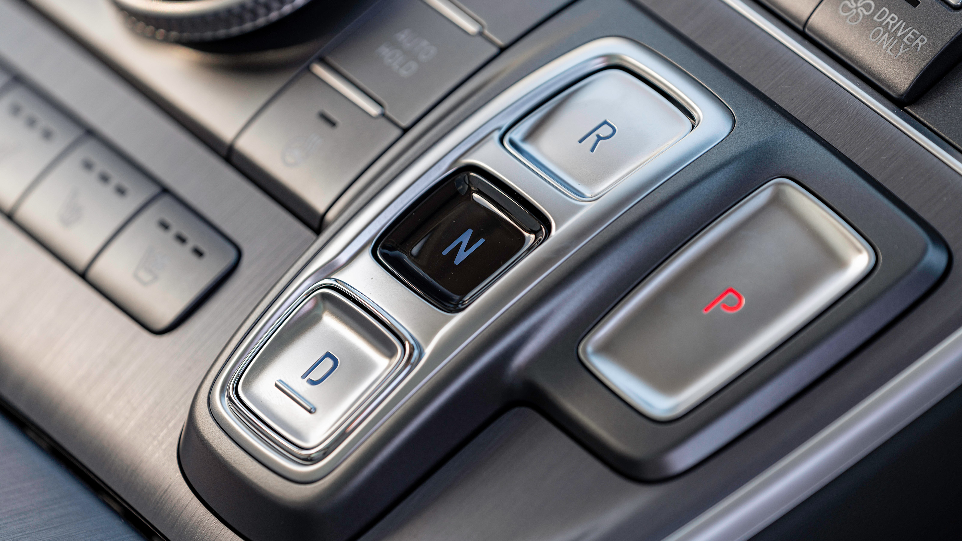Hyundai Santa Fe Hybrid - transmission