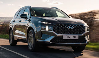 Hyundai Santa Fe Hybrid - front