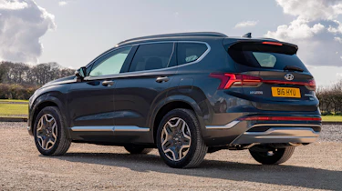 Hyundai Santa Fe Hybrid - rear static