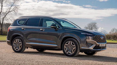 Hyundai Santa Fe Hybrid - front static