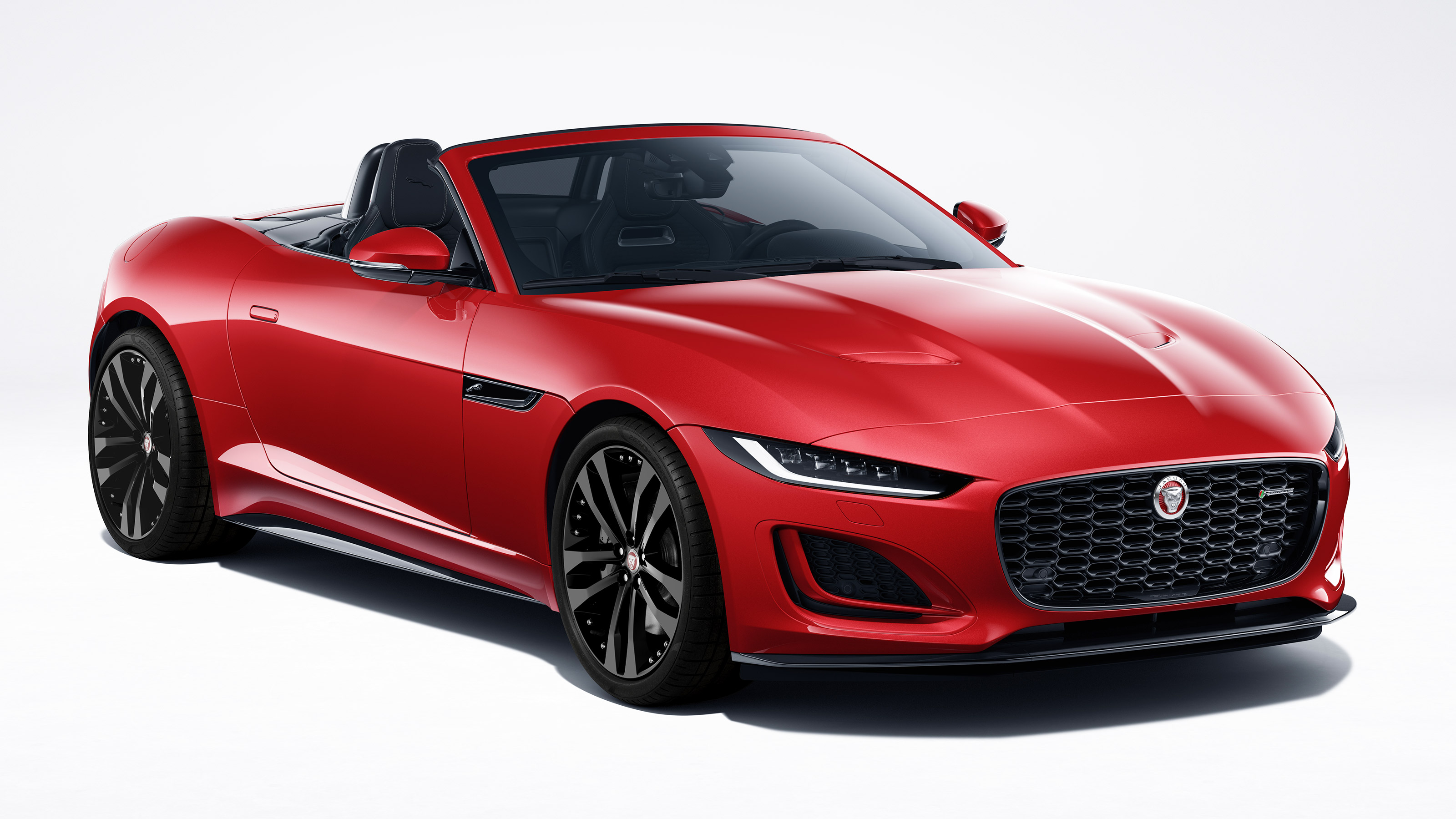 Jaguar F-Type R-Dynamic Black - front