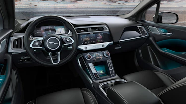 Jaguar I-Pace Black - dash