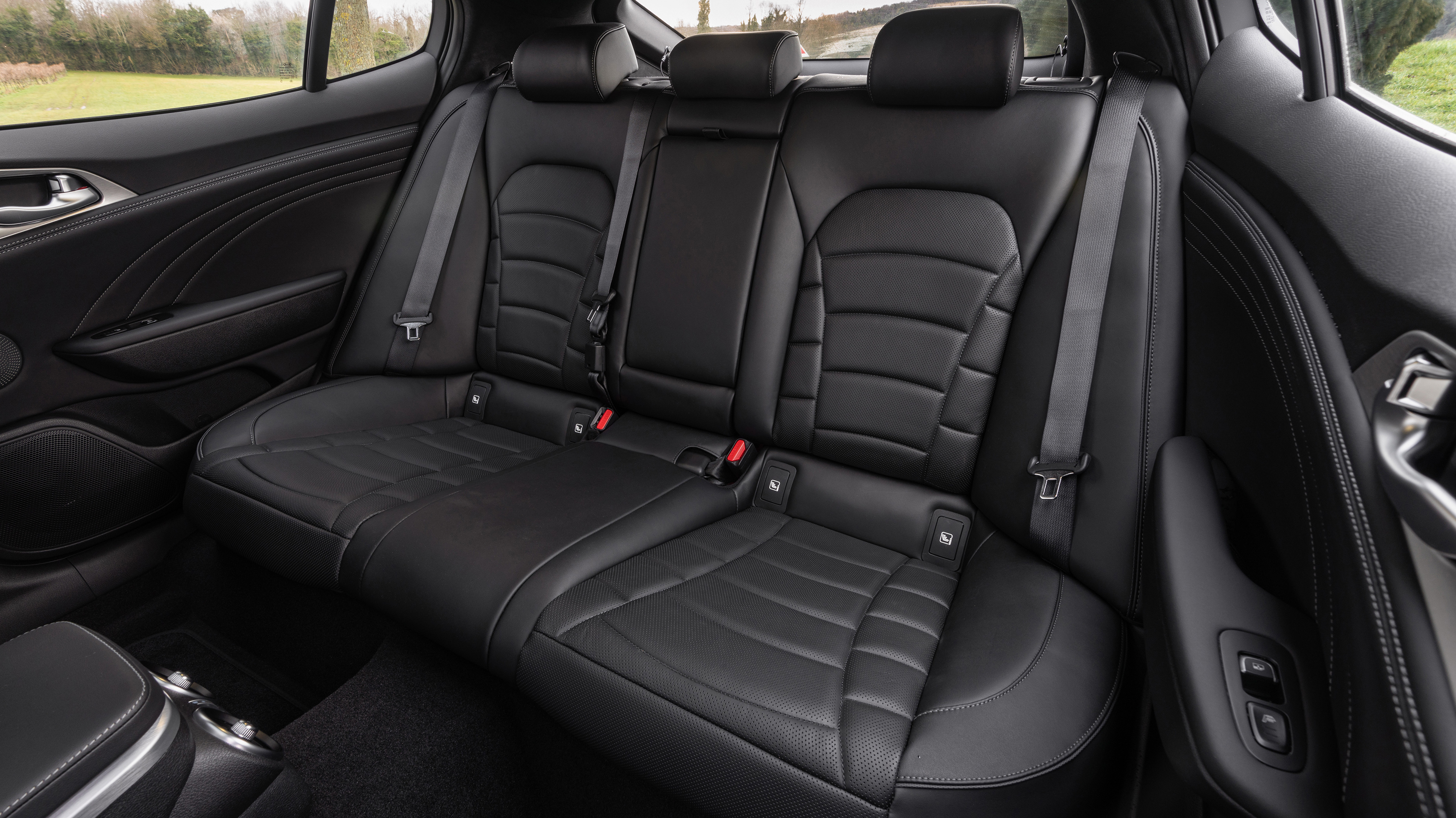 2021 Kia Stinger GT-S 3.3 T-GDi V6 -  seats