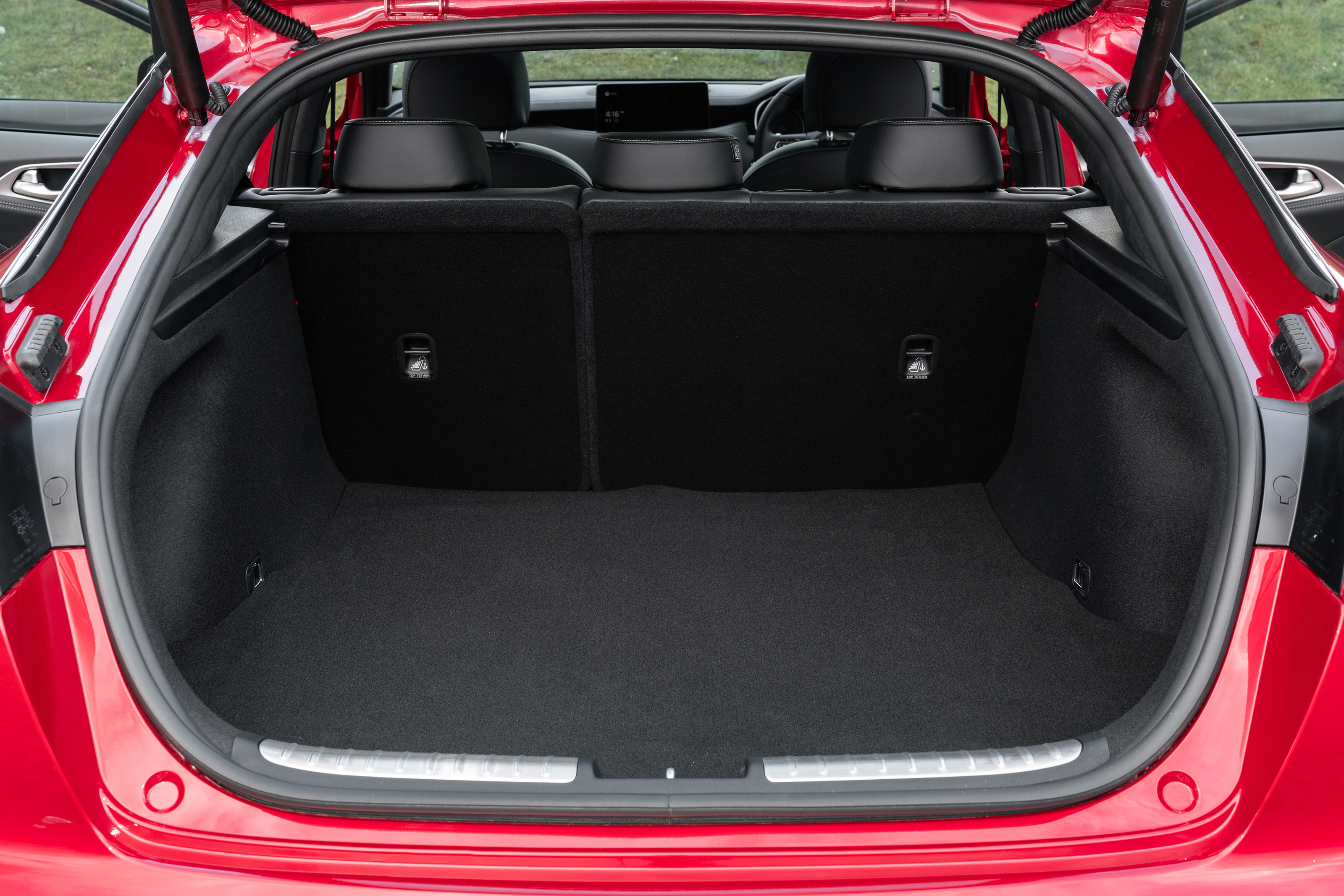 2021 Kia Stinger GT-S 3.3 T-GDi V6 - boot