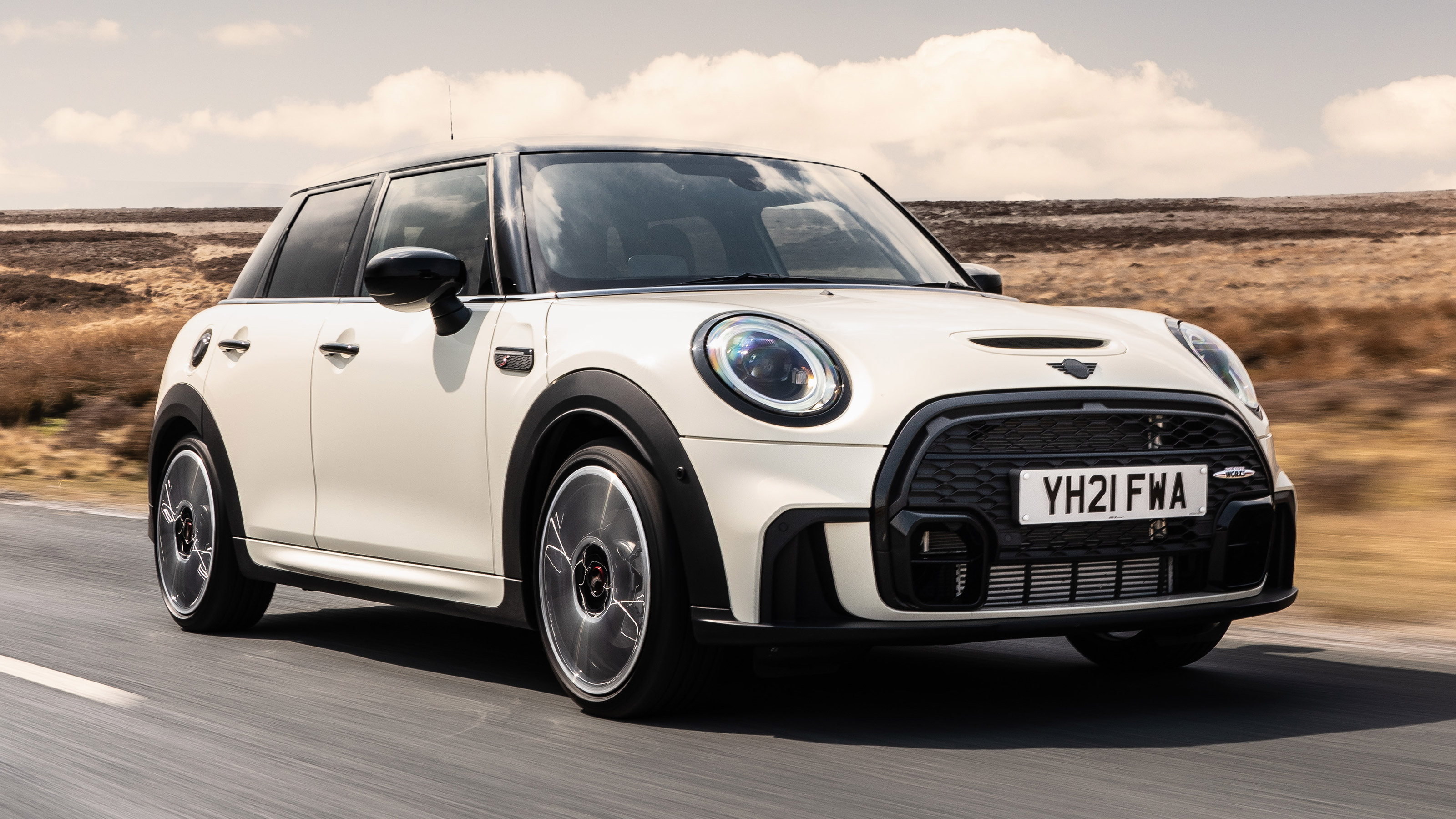 MINI Cooper S - front