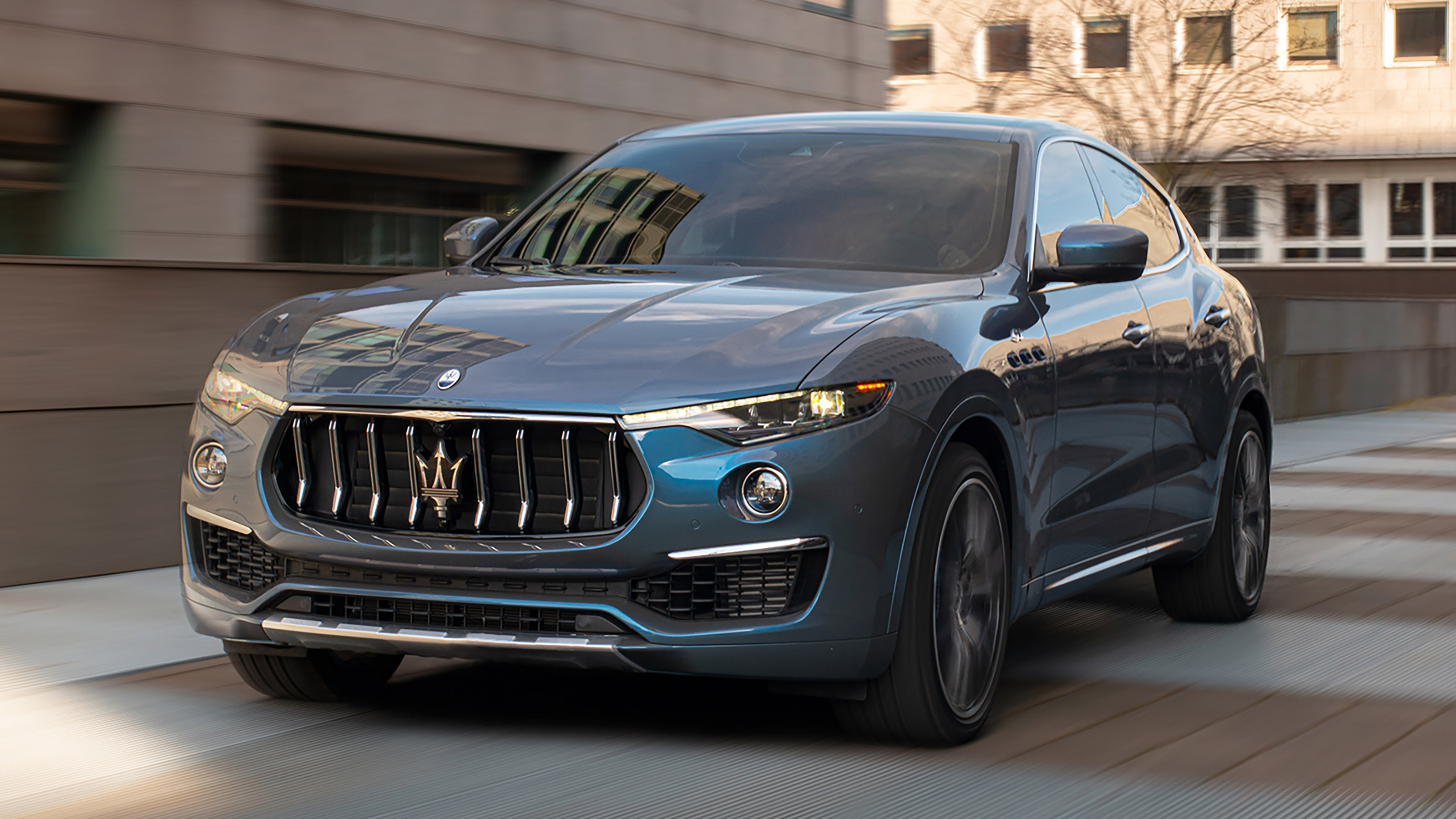 Maserati Levante Hybrid - front