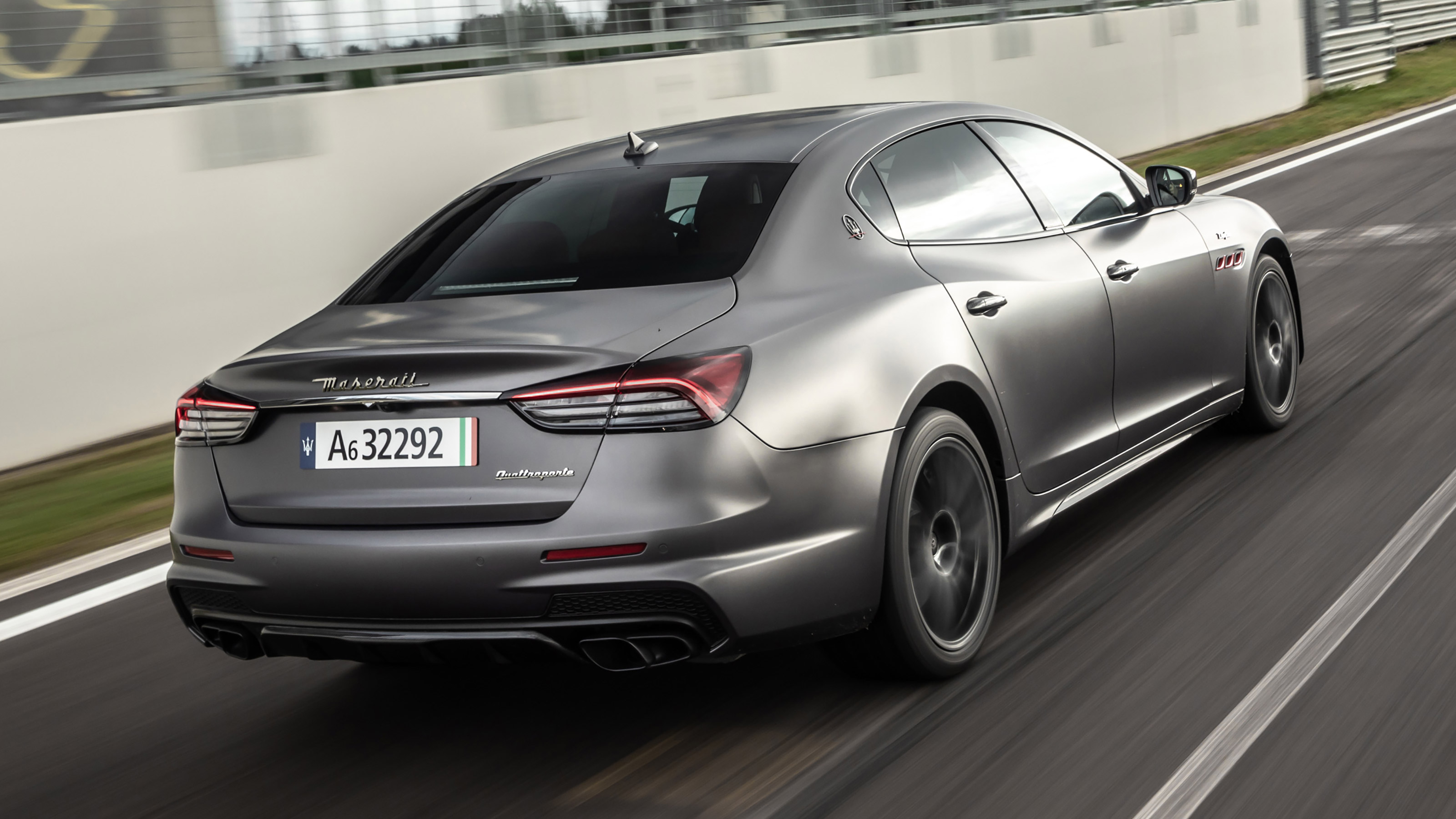 Maserati Quattroporte Trofeo - rear