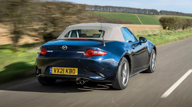 Mazda MX-5 Sport Venture - rear tracking