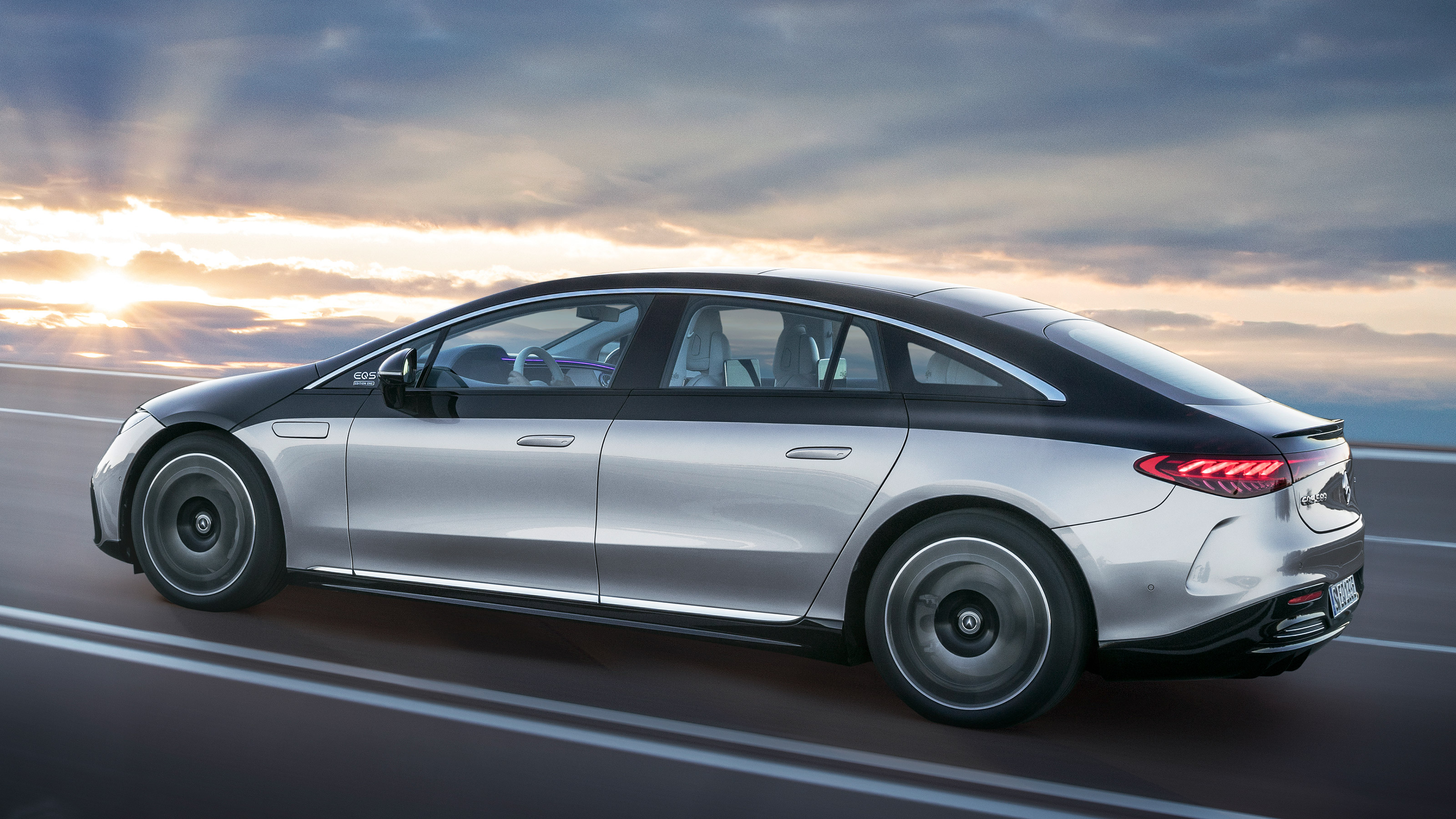 Mercedes EQS - rear