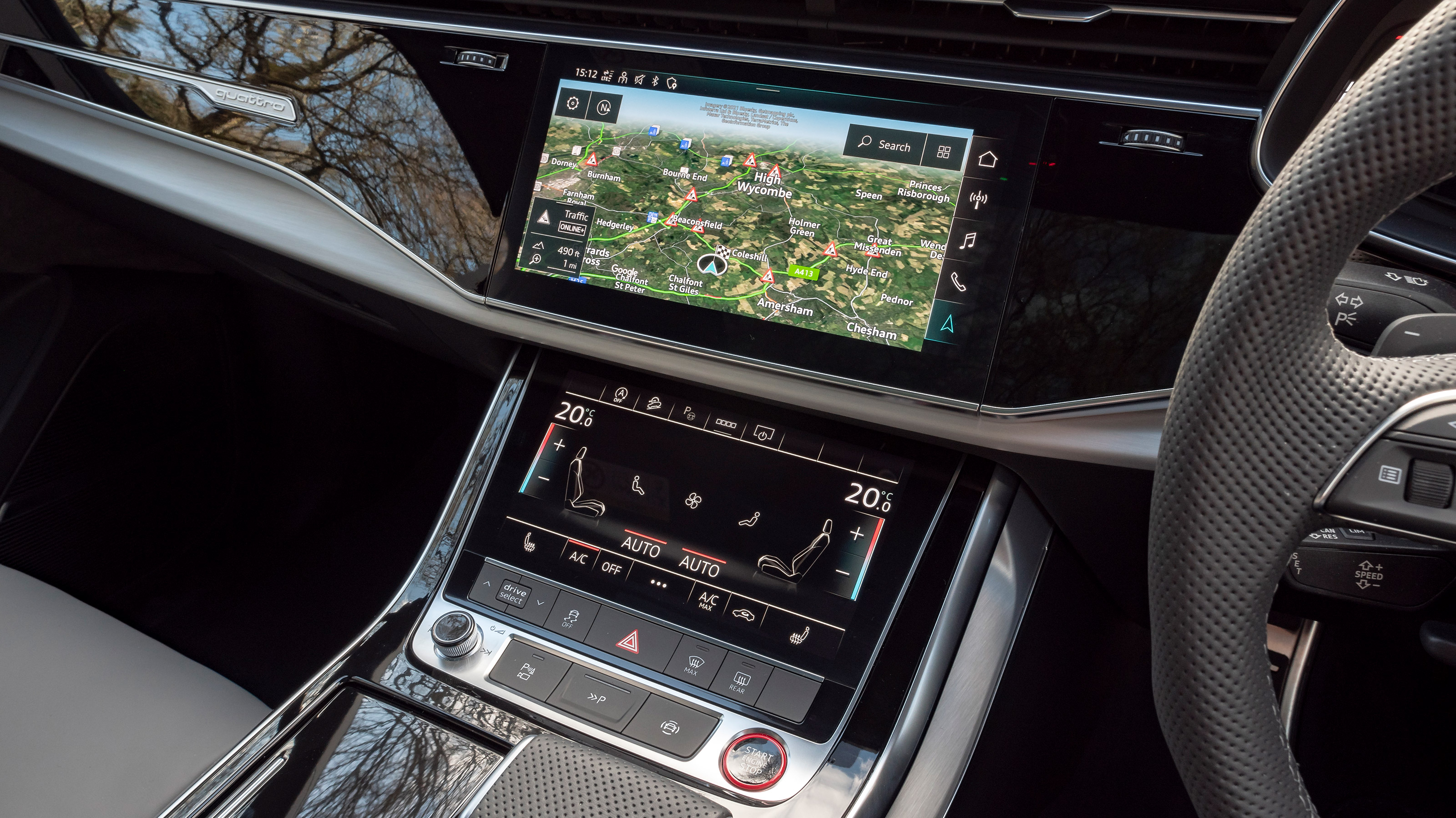 Audi SQ7 - centre console