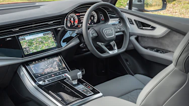 Audi SQ7 - cabin
