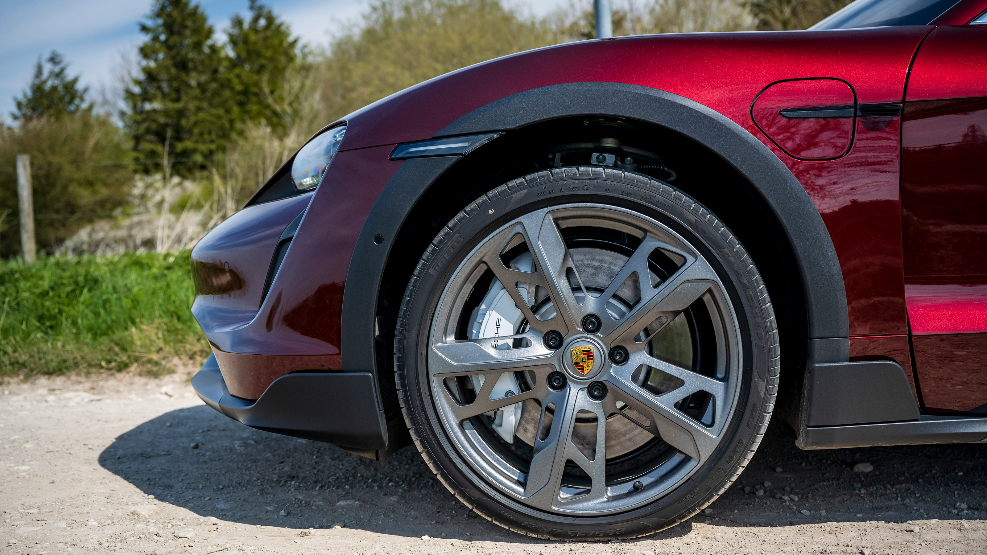 Porsche Taycan Cross Turismo - wheel