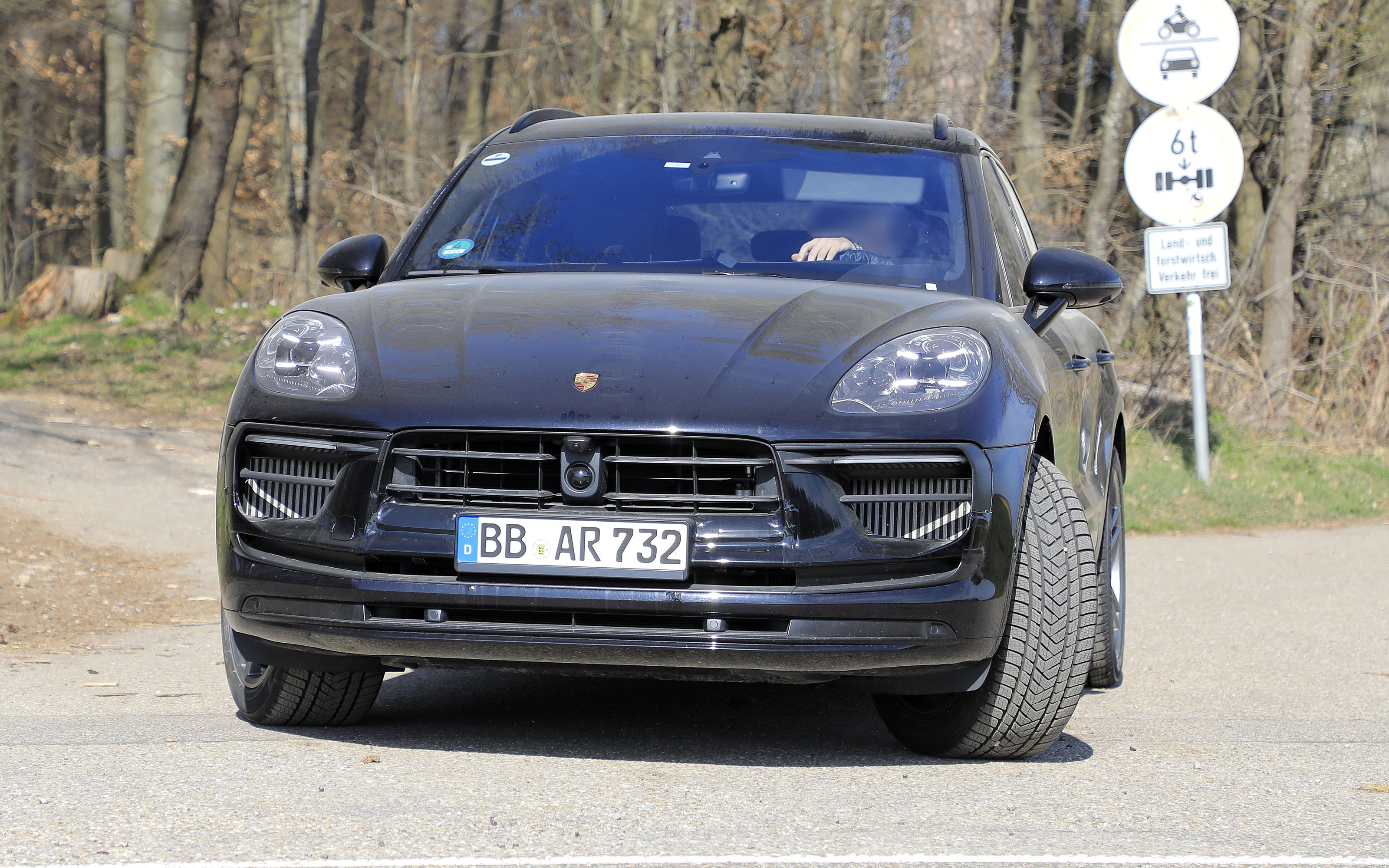Porsche Macan spy shot